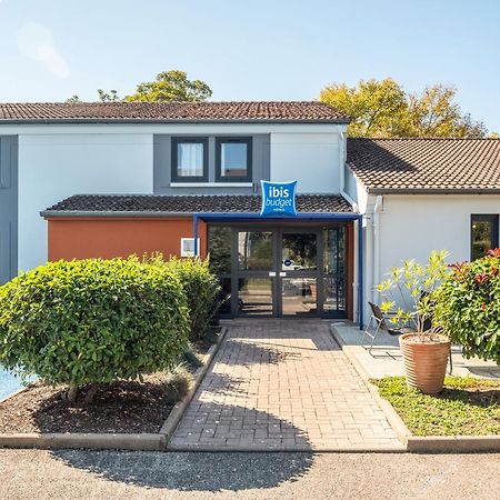 Ibis Budget Villefranche Limas Exterior foto
