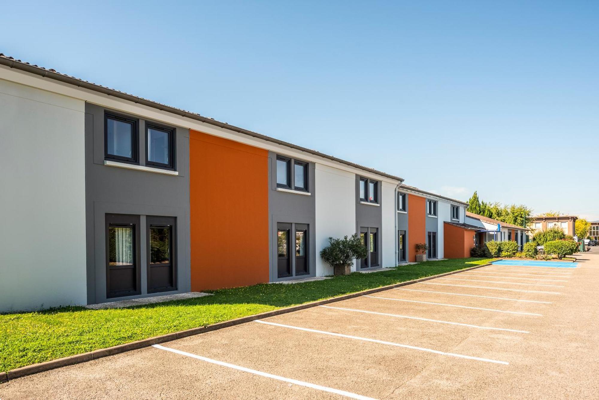 Ibis Budget Villefranche Limas Exterior foto